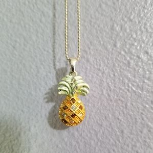 pineapple necklace